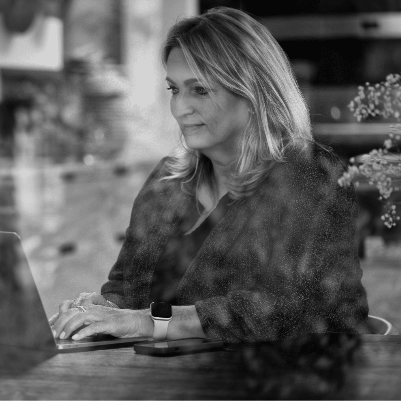 Mikka wedesigner en SEO specialist in Heemstede